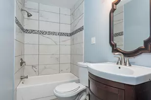 132 Dorchester Ct, Waukegan, IL 60085 - Photo 17