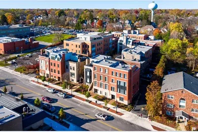 462 Pennsylvania Avenue #1S, Glen Ellyn, IL 60137 - Photo 5