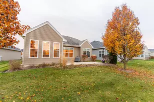 870 Prescott Ln, Pingree Grove, IL 60140 - Photo 19