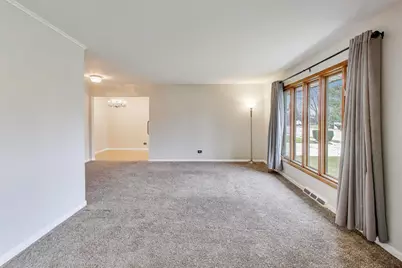 400 Landmeier Road, Elk Grove Village, IL 60007 - Photo 7