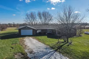 27429 S Scheer Rd, Manhattan, IL 60442 - Photo 3