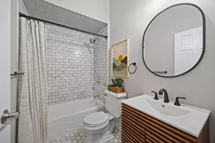 2852 N Damen Ave, Chicago, IL 60618 - Photo 13