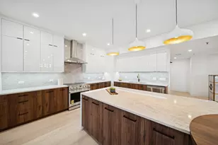 680 N Lake Shore Dr, Chicago, IL 60611 - Photo 13