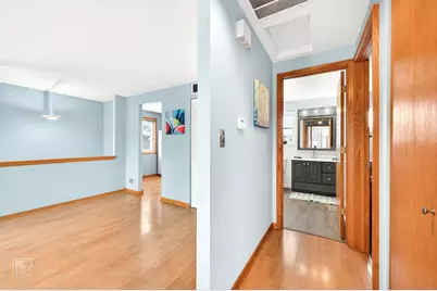 203 Barcliffe Lane #203, Schaumburg, IL 60194 - Photo 13