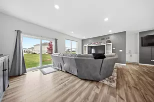 16014 S Crossing Dr, Plainfield, IL 60586 - Photo 11