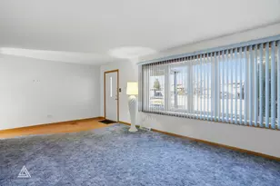 18021 Pin Oak Ct, Tinley Park, IL 60477 - Photo 11