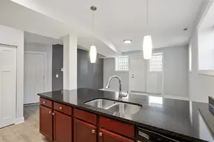 7367 N Ashland Blvd, Chicago, IL 60626 - Photo 5