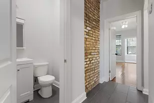 1638 W Jonquil Terrace, Chicago, IL 60626 - Photo 7