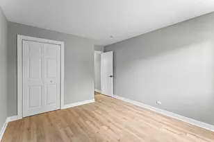 [Address not provided], Streamwood, IL 60107 - Photo 5