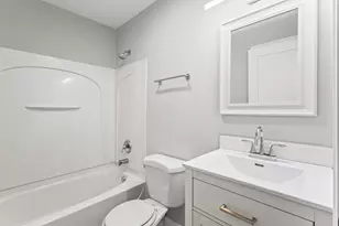 [Address not provided], Streamwood, IL 60107 - Photo 9