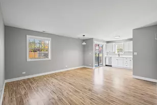 [Address not provided], Streamwood, IL 60107 - Photo 25