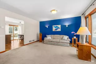 16824 Meadowdale Dr, Oak Forest, IL 60452 - Photo 5