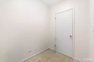 16824 Meadowdale Dr, Oak Forest, IL 60452 - Photo 9