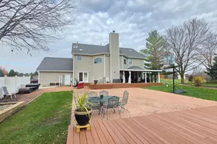 41W039 Mulhern Dr, Elburn, IL 60119 - Photo 7