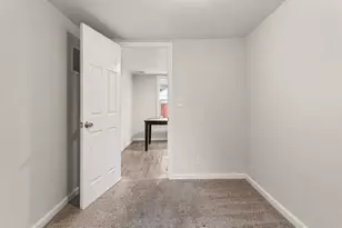 607 N James St, Champaign, IL 61821 - Photo 19