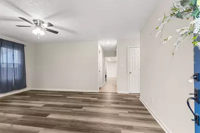 607 N James Street, Champaign, IL 61821 - Photo 3