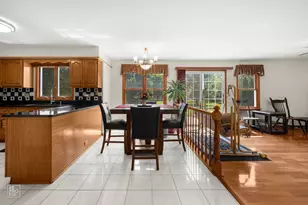 1408 Juliet Ln, Libertyville, IL 60048 - Photo 11