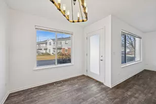 235 Crestview Dr, Wauconda, IL 60084 - Photo 13