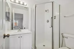 235 Crestview Dr, Wauconda, IL 60084 - Photo 19