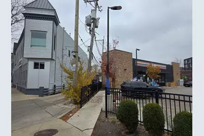 2329 W Belmont Avenue, Chicago, IL 60618 - Photo 17