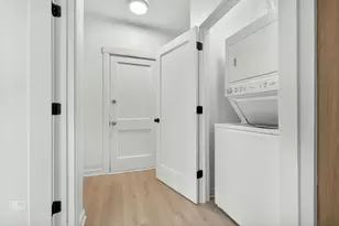 6969 N Bell Ave, Chicago, IL 60659 - Photo 11