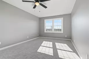 2702 Westbrook Dr, Bloomington, IL 61705 - Photo 17