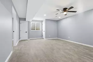 2702 Westbrook Dr, Bloomington, IL 61705 - Photo 23