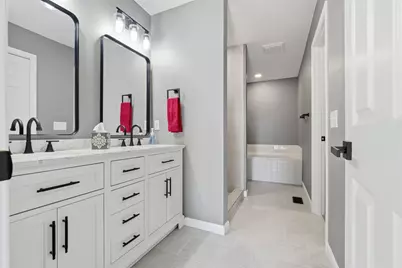 2702 Westbrook Drive, Bloomington, IL 61705 - Photo 15