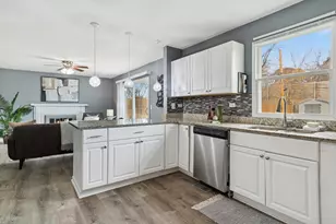 60 Fernwood Rd, Montgomery, IL 60538 - Photo 5