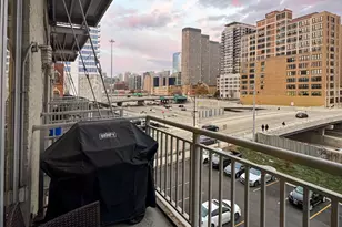 770 W Gladys Ave, Chicago, IL 60661 - Photo 23