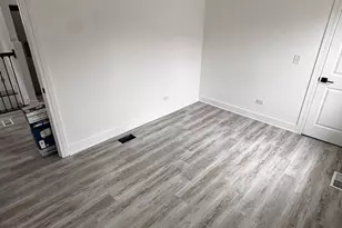 117 W 103rd Pl, Chicago, IL 60628 - Photo 9