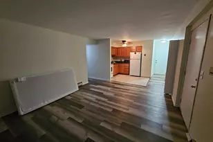 737 Lippert Ln, Glendale Heights, IL 60139 - Photo 5