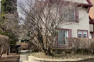 433 Wisconsin Ave, Oak Park, IL 60302 - Photo 1