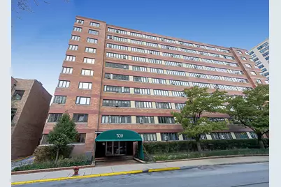 708 W Bittersweet Place #212, Chicago, IL 60613 - Photo 1