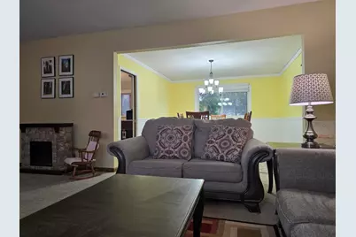 1208 Roxbury Circle, Rockford, IL 61107 - Photo 5