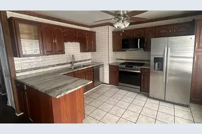 216 Brierhill Drive, Round Lake Park, IL 60073 - Photo 9