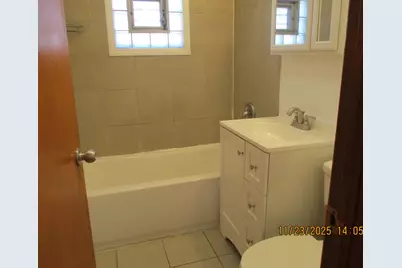 9737 Warren Avenue, Oak Lawn, IL 60453 - Photo 13