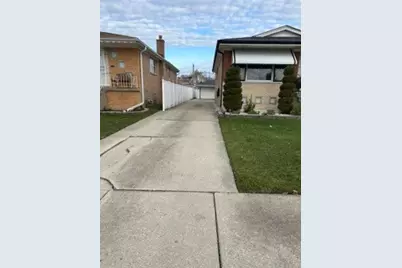 7733 Rutherford Avenue, Burbank, IL 60459 - Photo 13