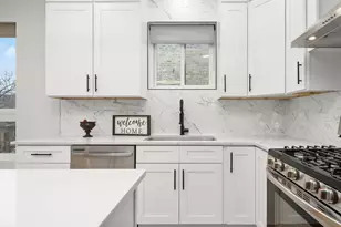 1336 N Hamlin Ave, Chicago, IL 60651 - Photo 27