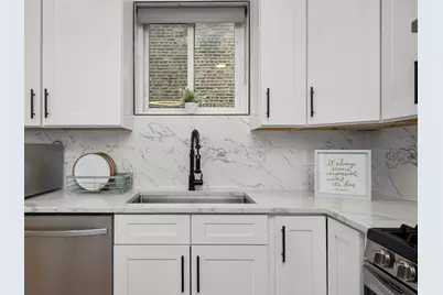 1336 N Hamlin Avenue, Chicago, IL 60651 - Photo 7