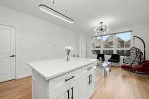 1336 N Hamlin Ave, Chicago, IL 60651 - Photo 9