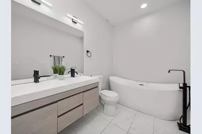 1336 N Hamlin Avenue, Chicago, IL 60651 - Photo 15