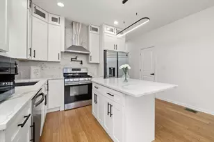 1336 N Hamlin Ave, Chicago, IL 60651 - Photo 5