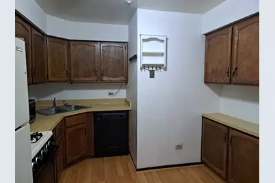 13 W Timber Lane #1, Vernon Hills, IL 60061 - Photo 3