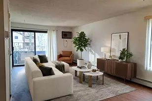 13 W Timber Ln, Vernon Hills, IL 60061 - Photo 5