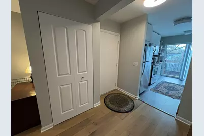 1701 Northfield Square #E, Northfield, IL 60093 - Photo 5