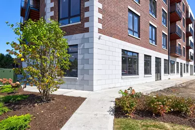 9201 N Milwaukee Avenue, Niles, IL 60714 - Photo 3