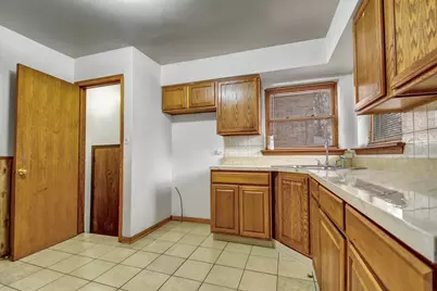 14220 S Eggleston Avenue, Riverdale, IL 60827 - Photo 7