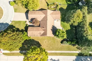 721 Brentwood Ct, Algonquin, IL 60102 - Photo 19