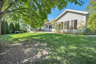 721 Brentwood Ct, Algonquin, IL 60102 - Photo 29